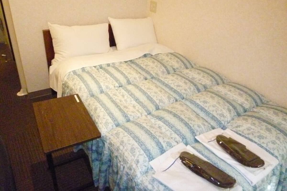 Iron/ironing board