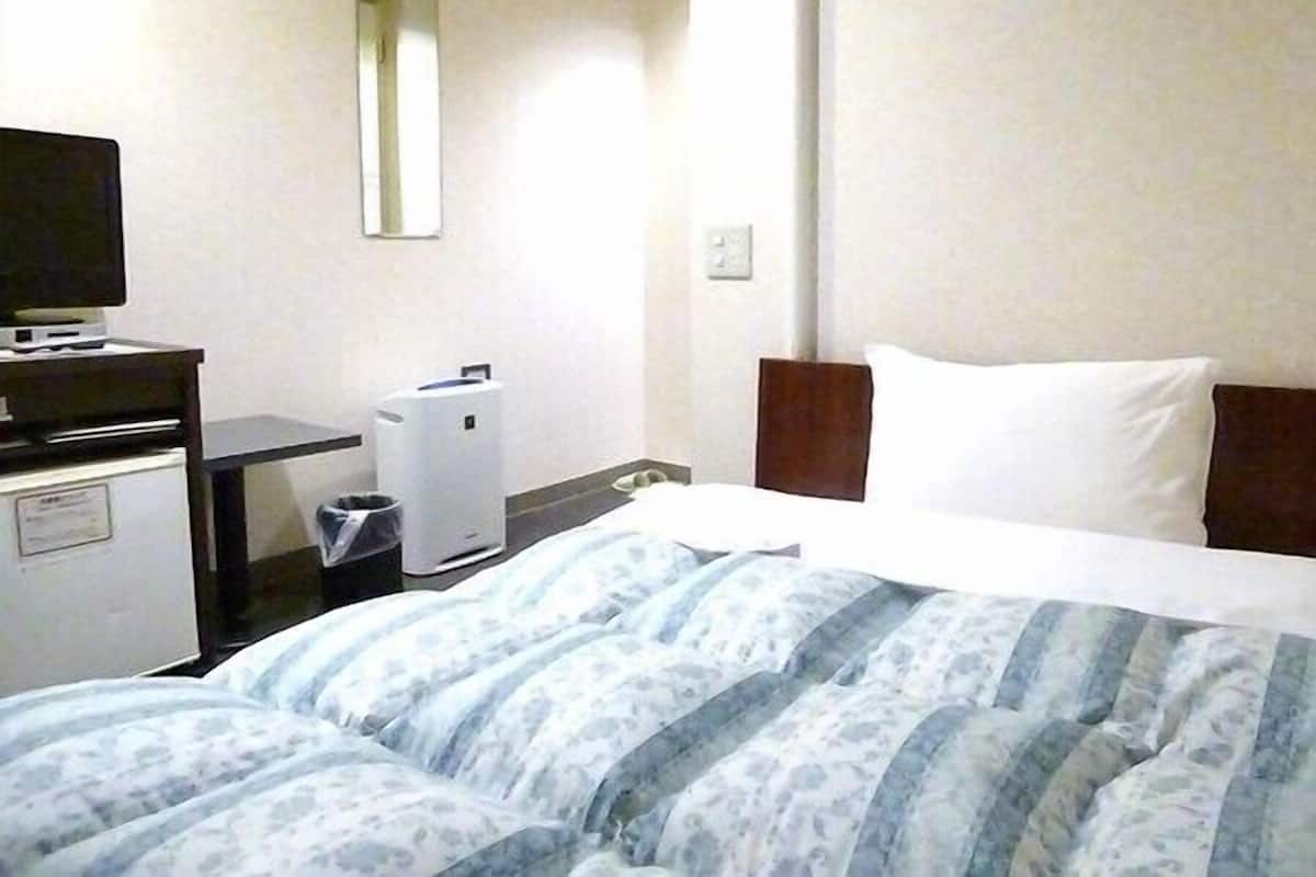 Iron/ironing board