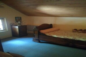 4 bedrooms - charming villa in the heart of the eastern pyrenees (Saint-Paul-de-Fenouillet)