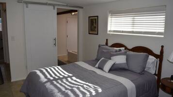 3 bedrooms, iron/ironing board, WiFi