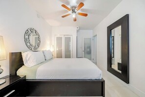 1 Schlafzimmer, Bügeleisen/Bügelbrett, kostenloses WLAN, Bettwäsche