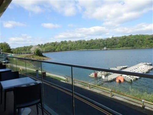 Visit Wales 4 Star, rural bungalow - Sauna, jacuzzi, play area and Free Wi-fi 