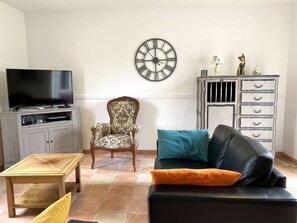 TV