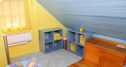 NIA Chalet, komplett renoviertes Holzchalet für bis zu 6 Personen