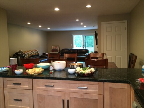 Alpine Village -Heart of the White Mountains