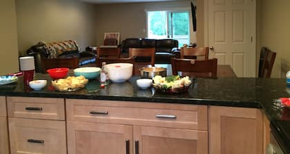 Alpine Village -Heart of the White Mountains