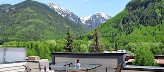 Unbeatable Location for Festivals with Amazing Views