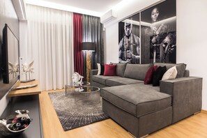 Smart TV - Acropolis Panoramic View Exclusive Apartment | 3 Falirou str  11742 Athens, Acropolis View Deluxe Pe (Athina)