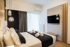 3 chambres, système d’insonorisation, fer et planche à repasser