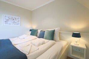 2 bedrooms, iron/ironing board, free WiFi, bed sheets - House Wattsonne (Rantum)