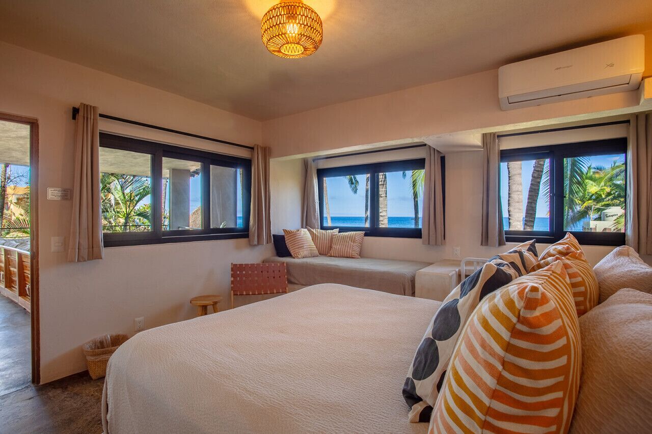 3 bedrooms, desk, iron/ironing board, WiFi