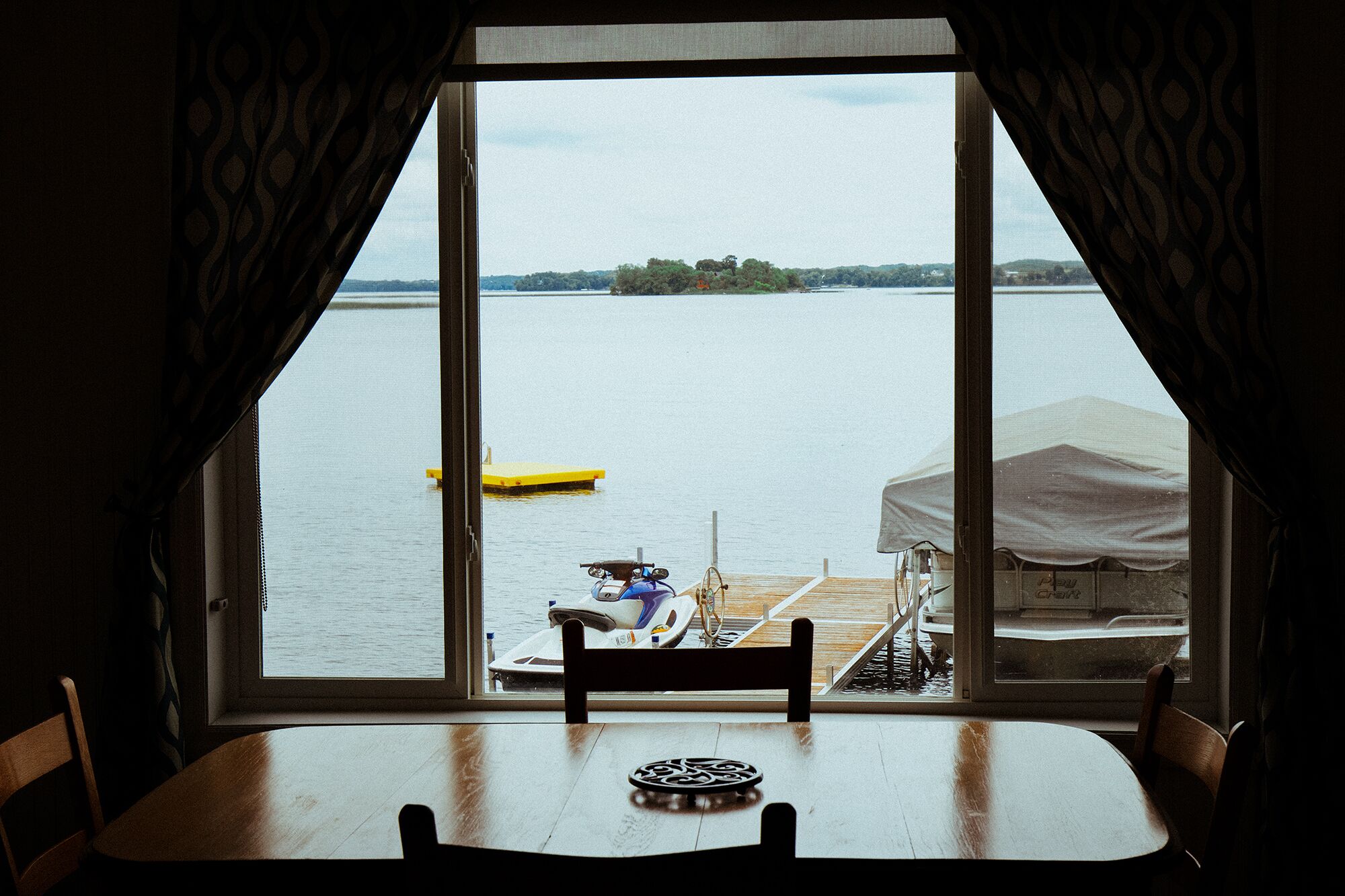 Waterfront Cabin Perfect for Families