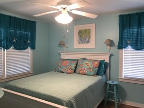 3 makuuhuonetta, silitysrauta/-lauta, ilmainen Wi-Fi, vuodevaatteet