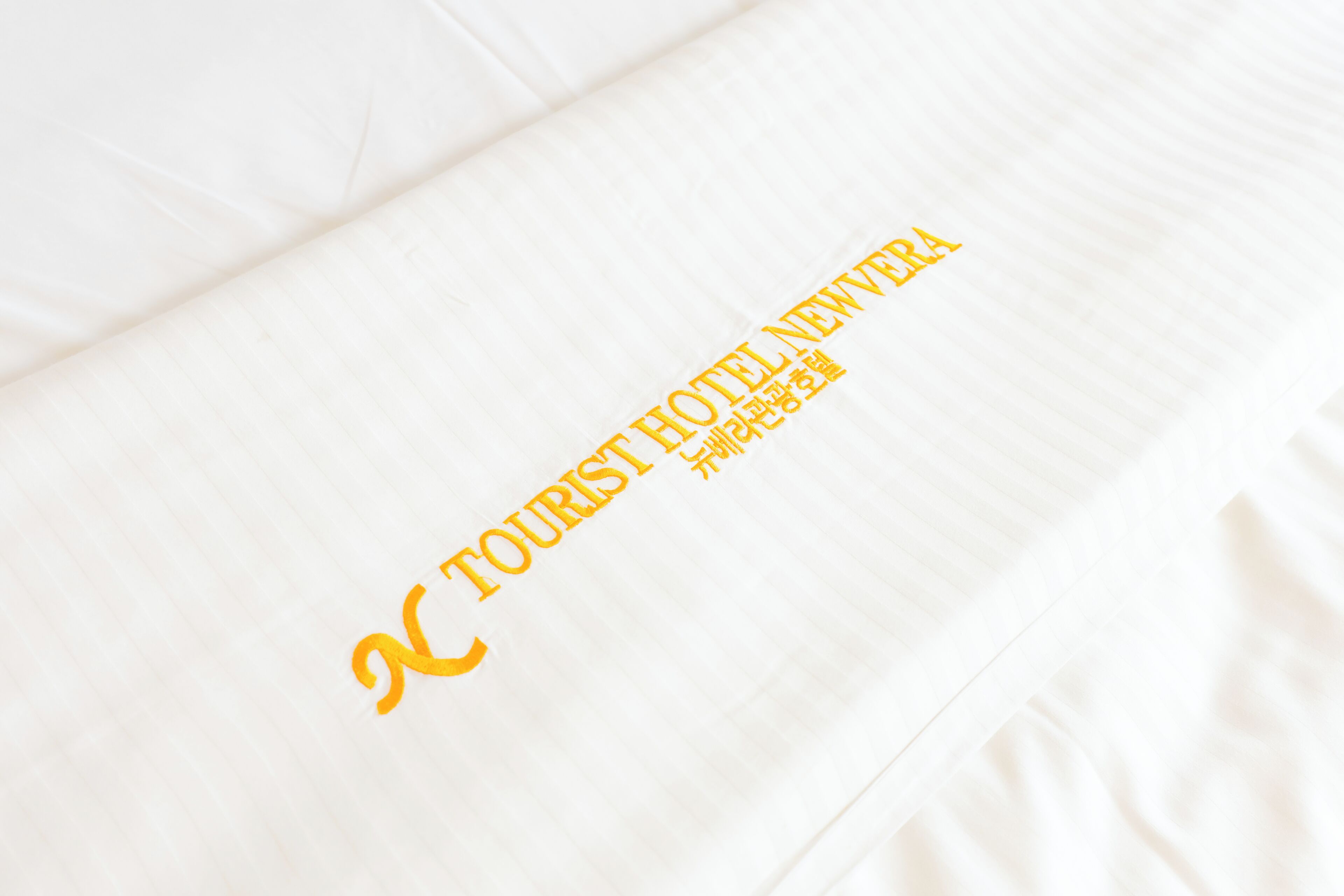 standard twin room | 1 bedroom, desk, laptop workspace, blackout curtains