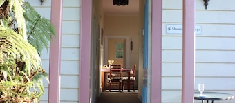 Waihi Cottage Entertainment