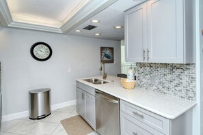 Interior - Welcome to Unit 502 at House of the Sun! (Sarasota)