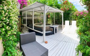Terrace/patio - Circeii, apartment with bedroom, living room and exterior with bathtub (San Felice Circeo)