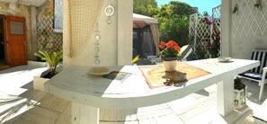 Terrace/patio - Circeii, apartment with bedroom, living room and exterior with bathtub (San Felice Circeo)