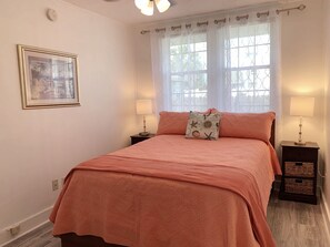 1 Schlafzimmer, Pillowtop-Betten, Bügeleisen/Bügelbrett