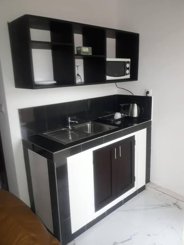 Family Suite | Private kitchenette