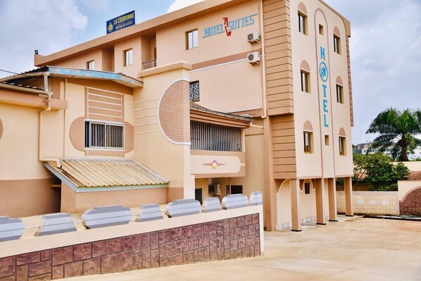 Fachada de la propiedad