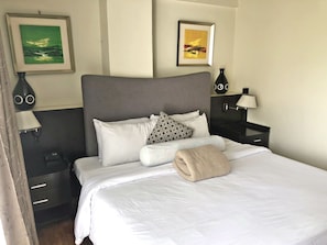 Triple Sharing with Loft | Desk - Royale Tagaytay B&B (Alfonso)