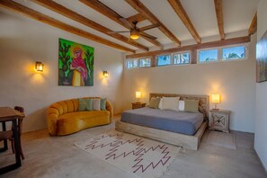 3 sovrum, skrivbord, wi-fi och sängkläder