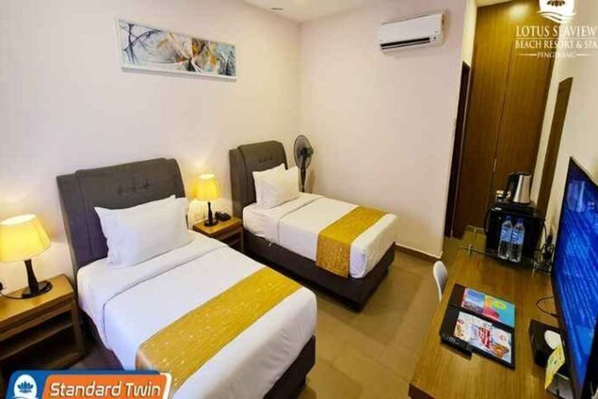In-room safe, desk, blackout drapes, soundproofing