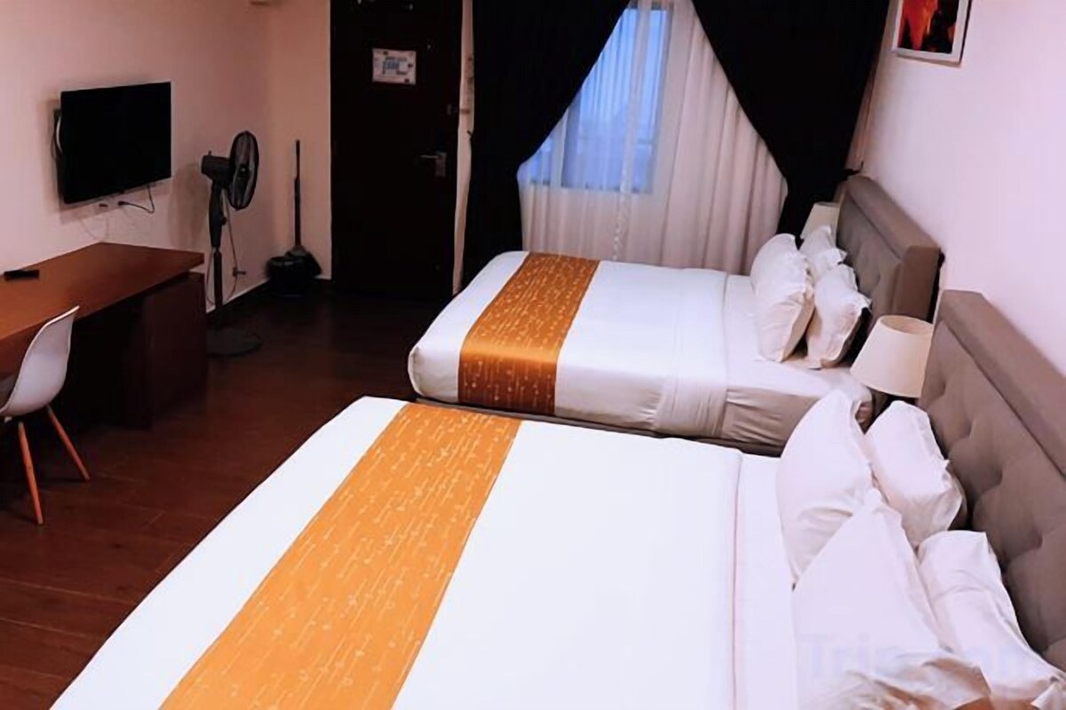 In-room safe, desk, blackout drapes, soundproofing