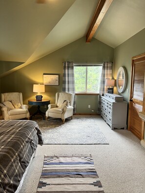 5 Schlafzimmer, Bügeleisen/Bügelbrett, Reisekinderbett, WLAN