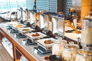 Desayuno estilo bufé