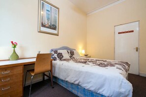 1 Schlafzimmer, Schreibtisch