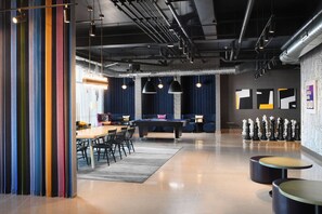 Lobby - Aloft by Marriott Dallas Euless (Euless)