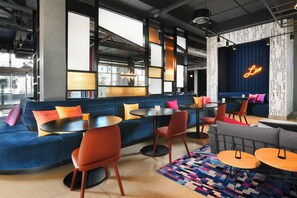 Lounge - Aloft by Marriott Dallas Euless (Euless)