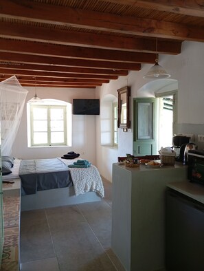 1 chambre, fer et planche Ă repasser, Wi-Fi, draps fournis