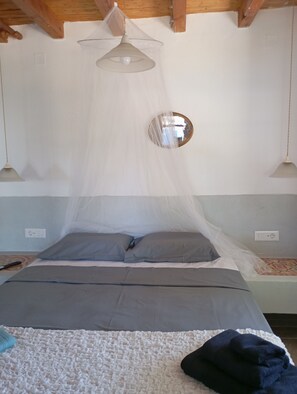 1 bedroom, iron/ironing board, WiFi, bed sheets - PETRINO 1 - Traditional Lerian House (leros)