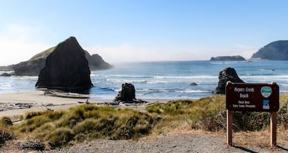 ¡nuevo Listado! Casa de Nueva Construcción Junto al río - Perros Pequeños OK!