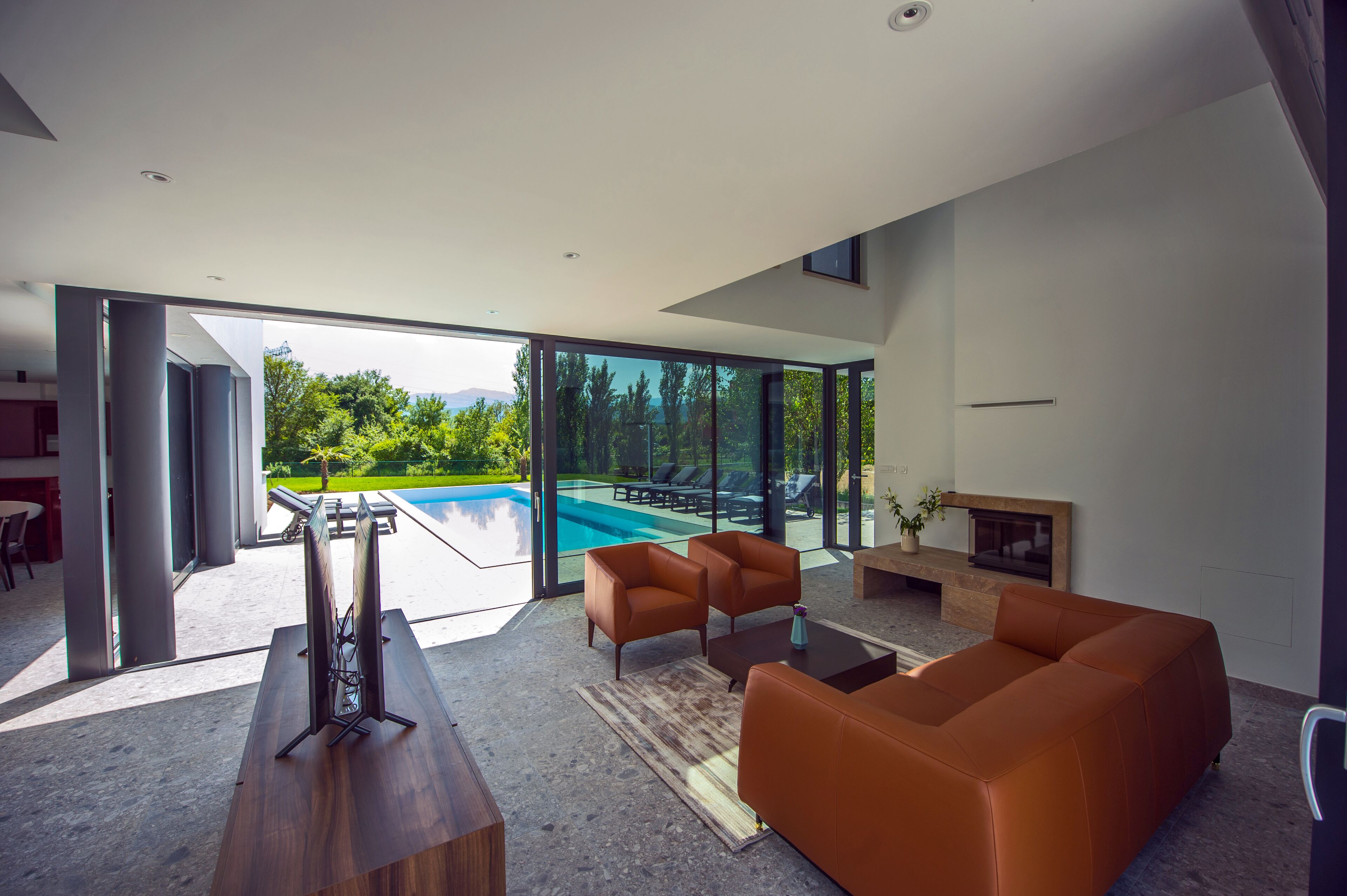 Piscine extérieure, piscine chauffée