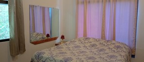 2 bedrooms, free WiFi, bed sheets - MONTEVERDE - Comfy, well-equipped Cottage in woods with view! (Santa Elena)