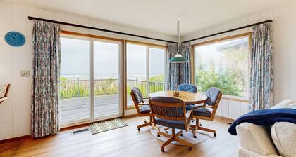 Waterfront, hundefreundlicher Kurzurlaub mit Kamin und unglaublichem Meerblick!