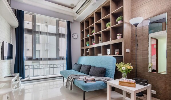 City Apartment, City View | Living area - Zhongshan Sunny (Taipei)