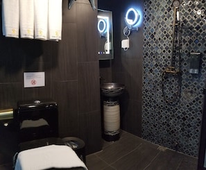 Bathroom - Star City Hotel - Tsim Sha Tsui (Kowloon)
