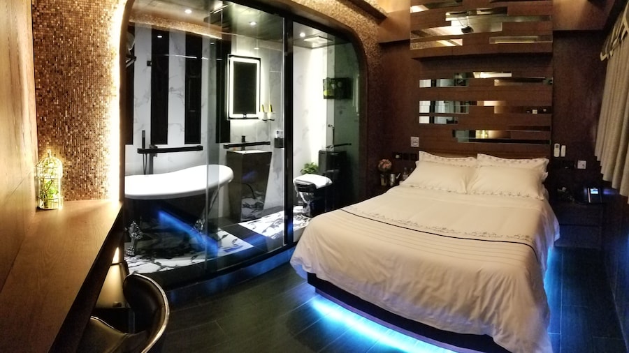 Star City Hotel - Tsim Sha Tsui