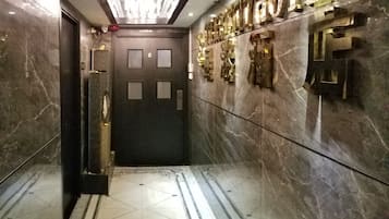 EntrĂ©e de lâhĂ©bergement