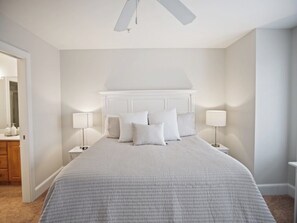 3 bedrooms, iron/ironing board, free WiFi, bed sheets - Grand Oaks RP2- Mountain Condo, Gated Resort, Indoor/Outdoor Pools & Hot Tub (Banner Elk)