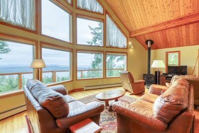 Updated Eastsound home w/million dollar views