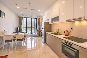 Comfort Apartment, 1 Bedroom, Balcony | Living area