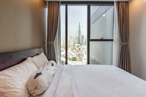 Comfort-Apartment, 1 Schlafzimmer, Balkon | Schreibtisch, Verdunkelungsvorhänge, Bügeleisen/Bügelbrett