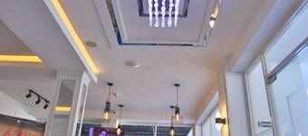 Front One Budget Hotel Slamet Riyadi Solo