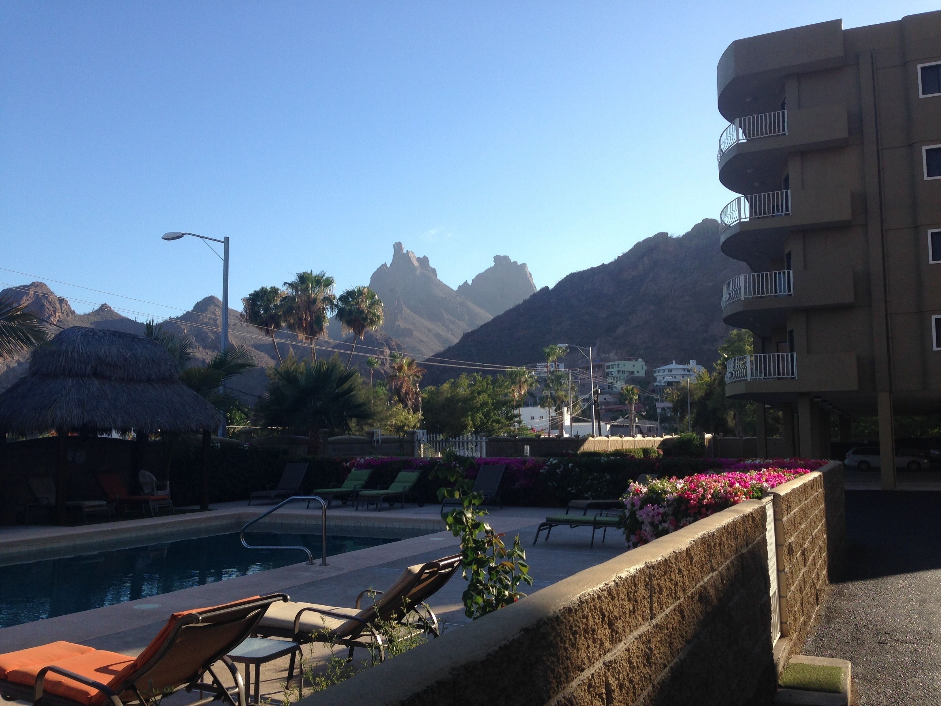 Een verwarmd zwembad